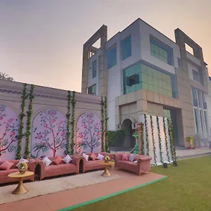 **** Hotel Goa Country Club India