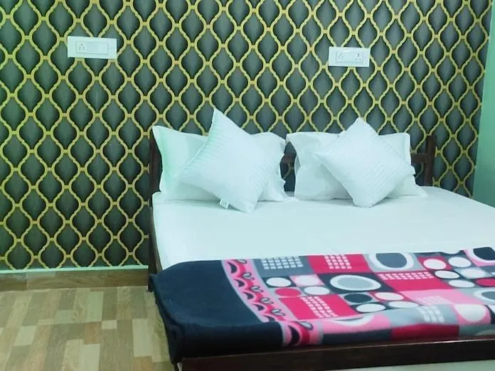 Virat Palace Hotel Varanasi Guest house