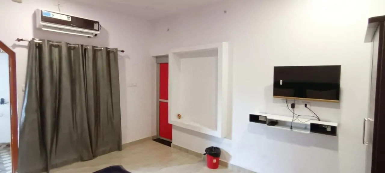 Virat Palace Hotel Varanasi 0*,